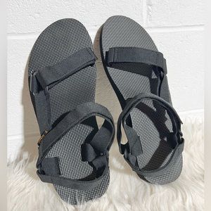 Teva Men’s Original Universal urban Sandal New Size 12